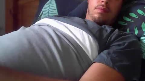 milowww1601 online show from July 15, 5:12 am