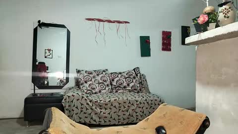 Milu online show from February 20, 3:12 pm