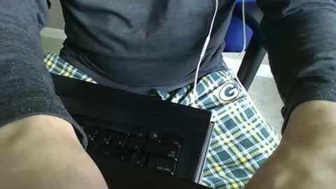 Snapshot of milwaukeebadger24 chatting on January 8, 7:34 pm milwaukeebadger24 online show from January 8, 7:34 pm