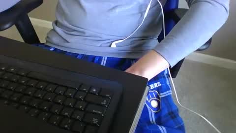 Snapshot of milwaukeebadger24 chatting on January 24, 4:17 pm milwaukeebadger24 online show from January 24, 4:17 pm