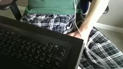 Snapshot of milwaukeebadger24 chatting on February 8, 6:44 pm milwaukeebadger24 online show from February 8, 6:44 pm