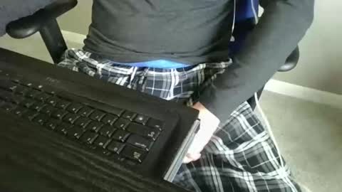 Snapshot of milwaukeebadger24 chatting on March 5, 4:57 pm milwaukeebadger24 online show from March 5, 4:57 pm