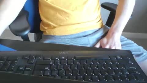 Snapshot of milwaukeebadger24 chatting on November 16, 3:17 pm milwaukeebadger24 online show from November 16, 3:17 pm