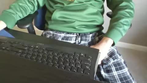 milwaukeebadger24 online show from December 19, 4:25 pm