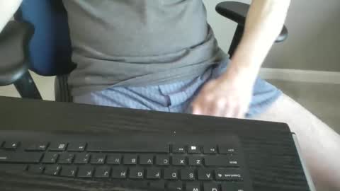 milwaukeebadger24 online show from May 4, 11:28 am