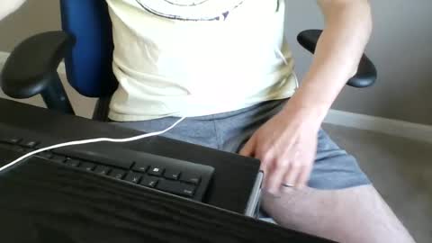 milwaukeebadger24 online show from July 8, 12:09 pm