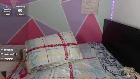 Snapshot of mily_miley chatting on December 27, 12:45 pm Mily Miley online show from December 27, 12:45 pm