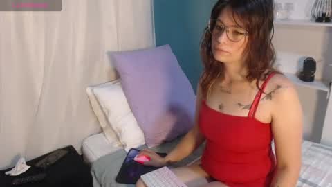 Mily Miley online show from August 7, 10:45 pm