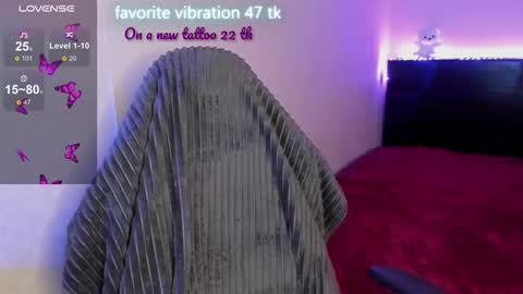 Emily online show from September 27, 6:57 pm