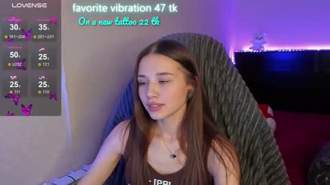 Emily online show from October 12, 12:48 pm