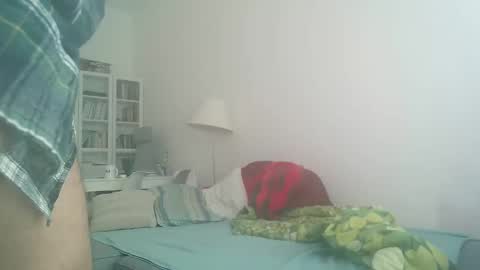 Snapshot of milymen26 chatting on January 18, 7:56 am Milymen26 Polish man master fereskik straight mature online show from January 18, 7:56 am