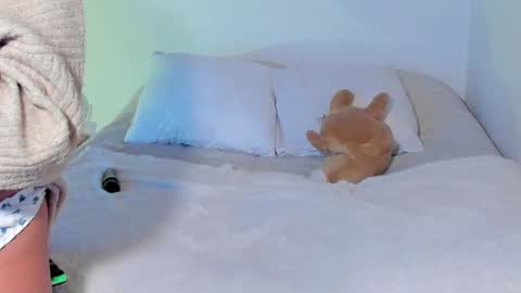 Snapshot of mimi_sa chatting on January 20, 9:11 pm Mimii online show from January 20, 9:11 pm