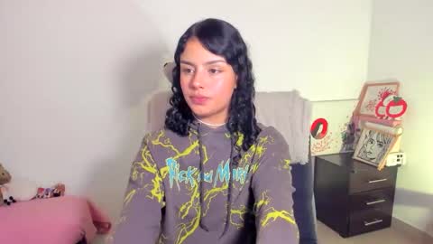 Snapshot of mimi_sa chatting on April 19, 3:28 am Mimii online show from April 19, 3:28 am