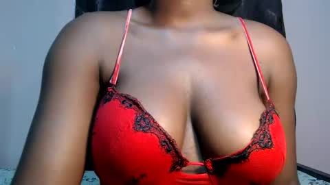 mimiebony online show from July 7, 6:58 am