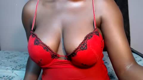 mimiebony online show from July 24, 7:39 am