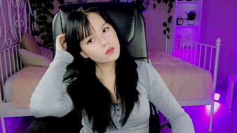 Snapshot of mina_yoon chatting on October 16, 10:16 am Mina online show from October 16, 10:16 am