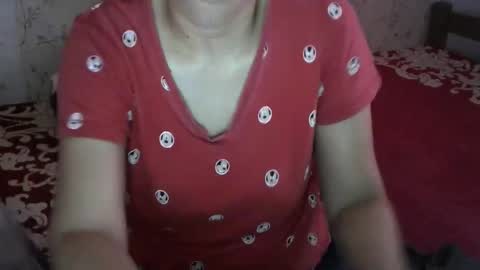 Snapshot of minaforu chatting on December 18, 1:00 am Mnaforu online show from December 18, 1:00 am