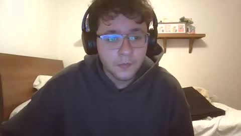 Snapshot of minaishot chatting on December 18, 5:13 am BigMina online show from December 18, 5:13 am