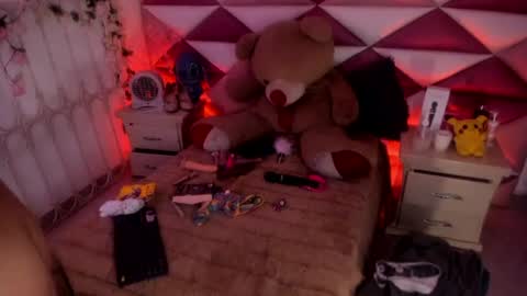 minami_nakamura online show from June 20, 4:04 am