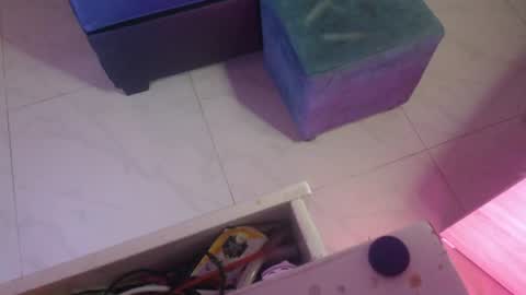 minami_nakamura online show from July 29, 1:48 am