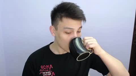 MINATO online show from December 18, 11:02 am