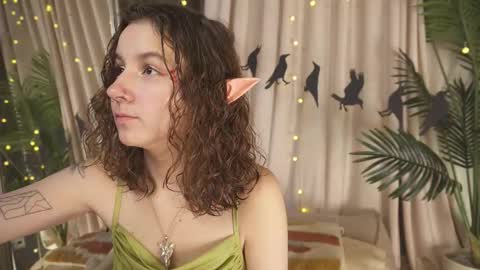 Snapshot of mindgame__ chatting on November 1, 6:15 am Frances Next streams wed 5am - 9am fri sat sun 8am - 4pm GMT3 online show from November 1, 6:15 am