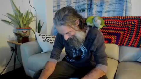 Snapshot of mindphuk chatting on November 8, 11:25 pm mindphuk online show from November 8, 11:25 pm