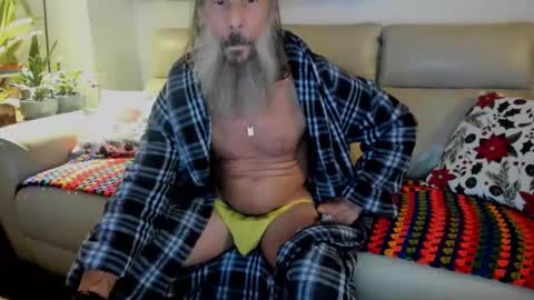 Snapshot of mindphuk chatting on November 26, 2:45 am mindphuk online show from November 26, 2:45 am