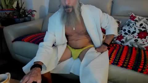 Snapshot of mindphuk chatting on December 2, 10:05 pm mindphuk online show from December 2, 10:05 pm