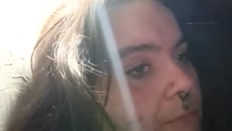 Snapshot of mindyourvib3z chatting on February 17, 7:49 am mindyourvib3z online show from February 17, 7:49 am