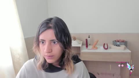 Amber online show from September 9, 6:29 pm