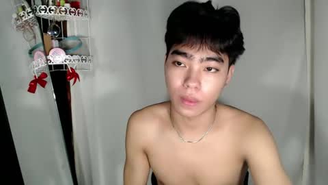 Snapshot of mingkla_man chatting on June 9, 6:03 am mingkla_man online show from June 9, 6:03 am