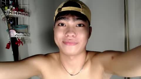 Snapshot of mingkla_man chatting on June 16, 6:43 pm mingkla_man online show from June 16, 6:43 pm