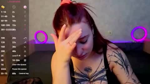 Snapshot of mini_lady2 chatting on October 23, 10:14 am Ruby online show from October 23, 10:14 am