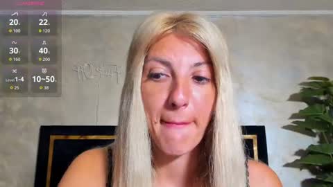 minihoty online show from July 4, 2:18 am