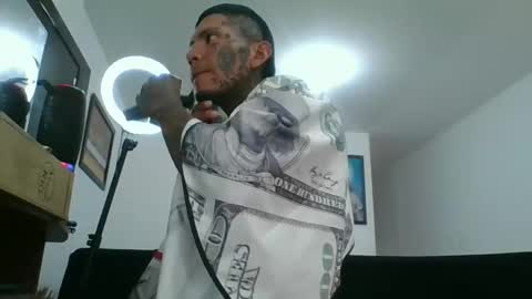 Snapshot of miniimgra chatting on February 22, 4:27 pm miniimgra online show from February 22, 4:27 pm