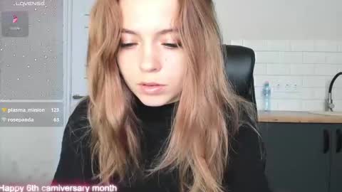 Snapshot of minionfriend chatting on November 9, 11:41 am minionfriend online show from November 9, 11:41 am