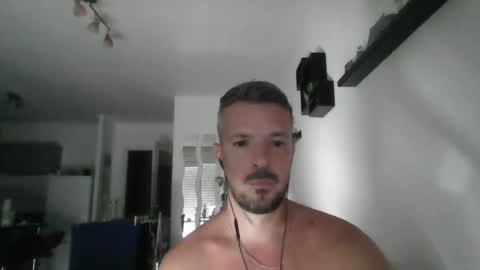 Snapshot of minka28 chatting on June 29, 5:13 pm minka28 online show from June 29, 5:13 pm