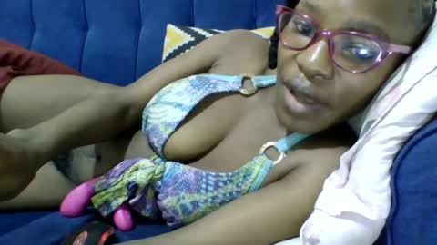 minlavine online show from July 2, 9:04 am