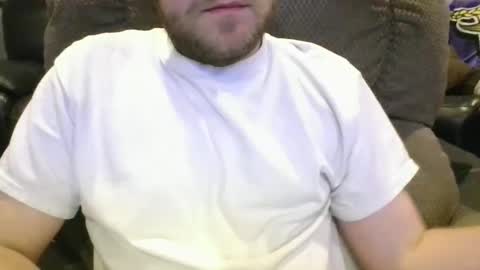 Snapshot of minnesotaguy2525 chatting on December 1, 9:20 pm Minnesota Guy online show from December 1, 9:20 pm