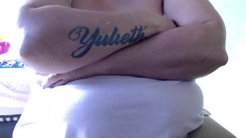 Snapshot of minnie_bbw69 chatting on January 23, 12:30 pm Andrea online show from January 23, 12:30 pm