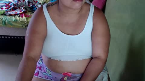 Snapshot of minnie_bbw69 chatting on February 13, 12:00 pm Andrea online show from February 13, 12:00 pm