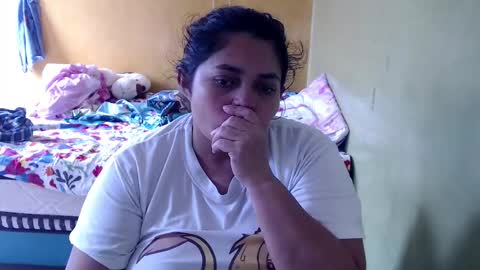 Andrea online show from December 5, 7:32 pm