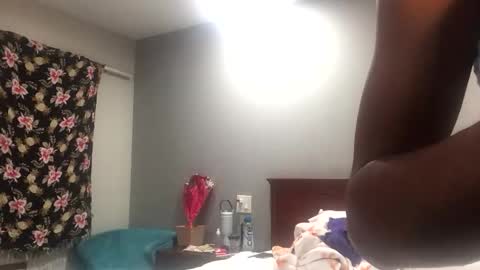 Snapshot of minniehunney chatting on November 18, 1:15 pm minniehunney online show from November 18, 1:15 pm