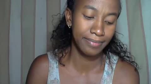 Snapshot of minouch211907 chatting on February 17, 8:26 pm minouch211907 online show from February 17, 8:26 pm