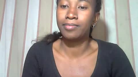 Snapshot of minouch211907 chatting on September 10, 2:06 pm minouch211907 online show from September 10, 2:06 pm