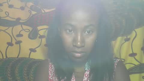 Snapshot of minouch211907 chatting on September 25, 9:35 am minouch211907 online show from September 25, 9:35 am