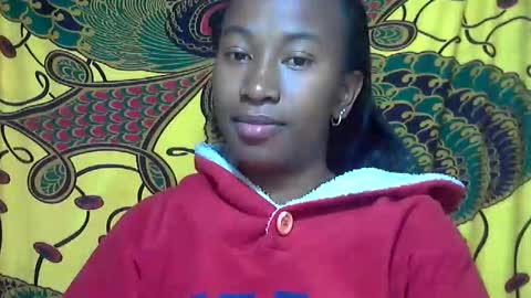 Snapshot of minouch211907 chatting on October 2, 3:13 am minouch211907 online show from October 2, 3:13 am