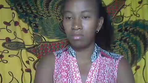 Snapshot of minouch211907 chatting on October 9, 1:36 am minouch211907 online show from October 9, 1:36 am