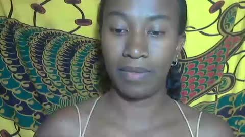 Snapshot of minouch211907 chatting on October 15, 1:55 pm minouch211907 online show from October 15, 1:55 pm